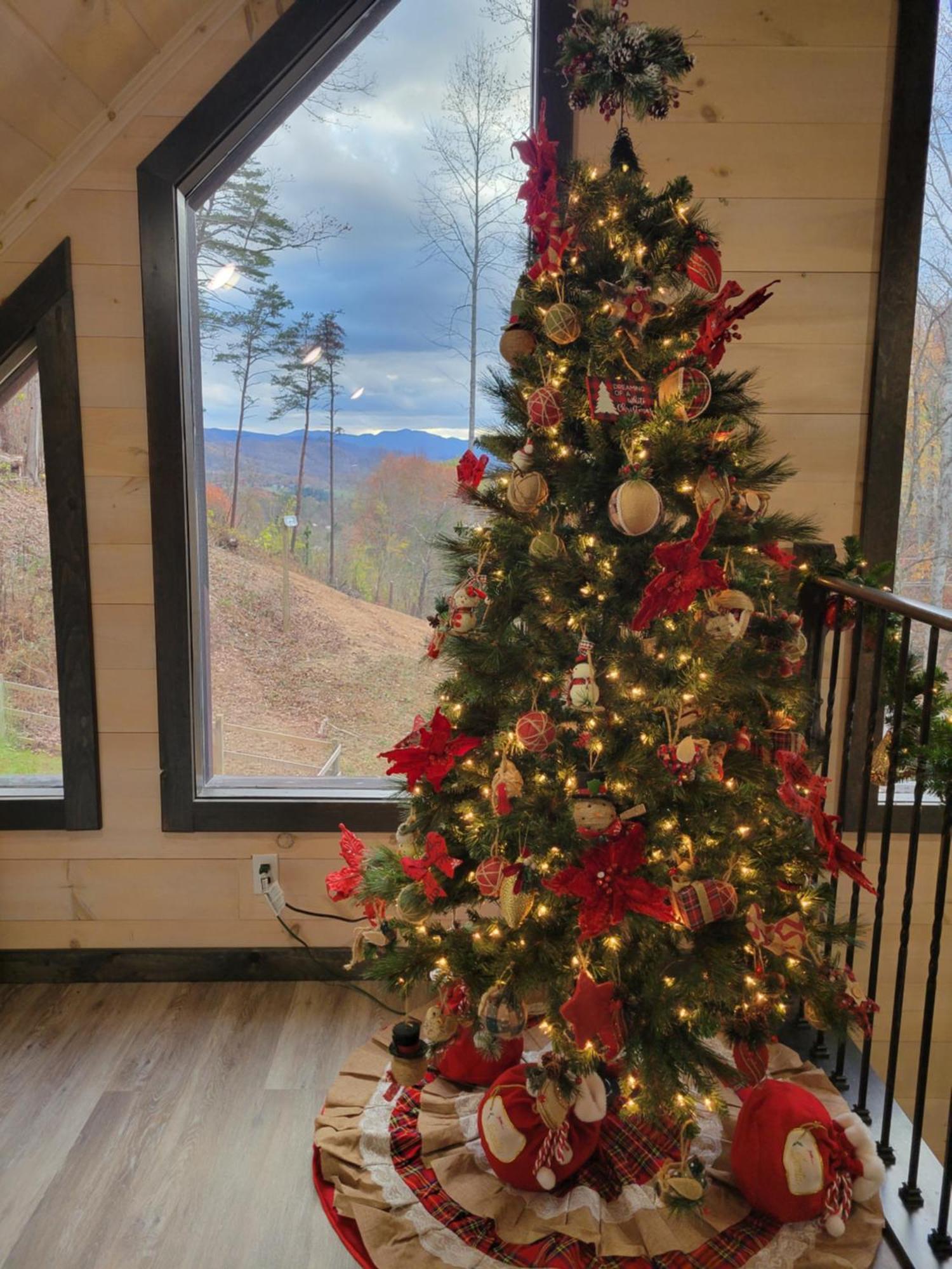 Lil Cabin In The Cove! Mtn Views, Theater, Hot Tub, Games, King Beds, Prime Location! Sevierville Exteriör bild
